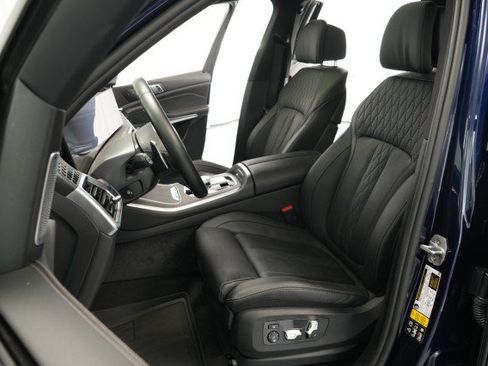 Used 2024 BMW X5 M60i AWD/4WD image 31