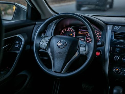 Used 2014 Nissan Altima 2.5 S image 23