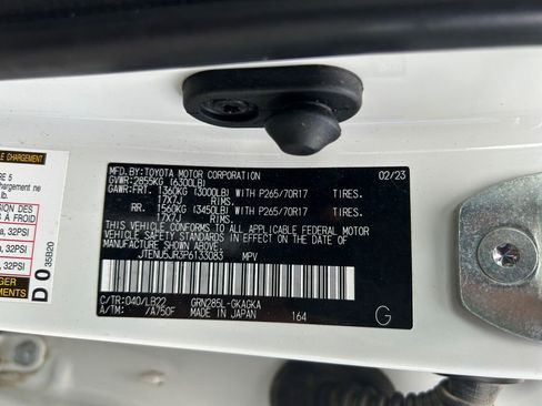Used 2023 Toyota 4Runner SR5 Premium w/ SR5 Premium Package AWD/4WD image 37