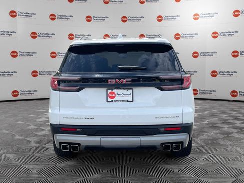 Used 2026 GMC Acadia Elevation w/ Elevation Premium Package AWD/4WD image 4