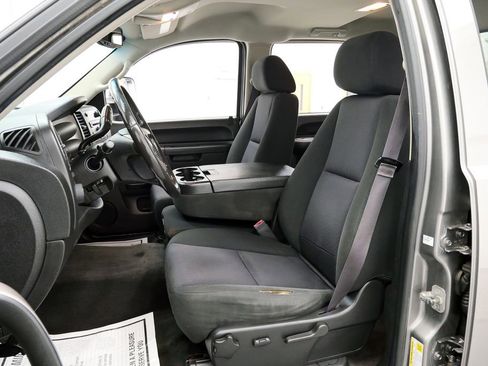 Used 2013 Chevrolet Silverado 2500 LT w/ Interior Plus Package image 13