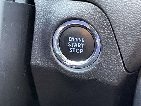 Used 2021 Toyota RAV4 XLE image 35