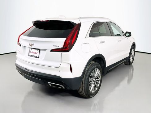 Used 2024 Cadillac XT4 Premium Luxury image 7
