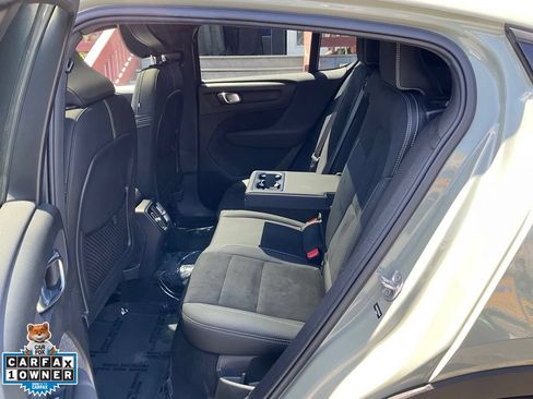 Used 2023 Volvo C40 P8 Recharge Plus AWD/4WD image 33