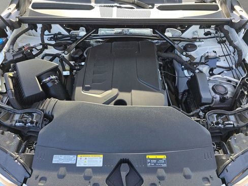 Certified 2025 Audi Q5 Premium w/ Convenience Package image 31