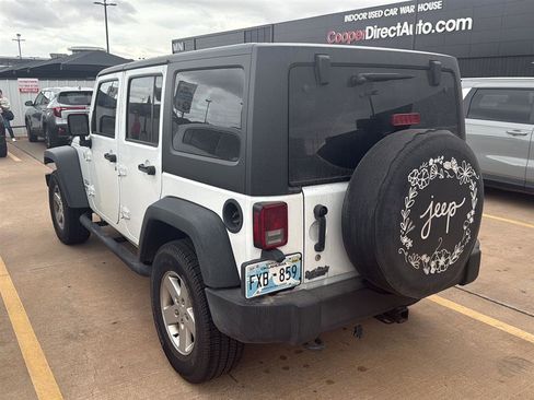 Used 2017 Jeep Wrangler Unlimited Sport w/ Quick Order Package 24S image 9