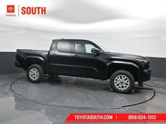 New 2026 Toyota Tacoma SR video 1