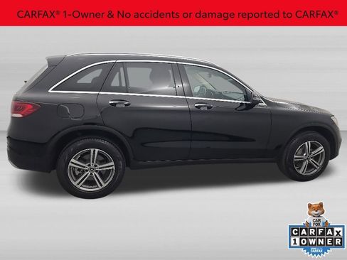 Used 2022 Mercedes-Benz GLC 300 4MATIC image 3