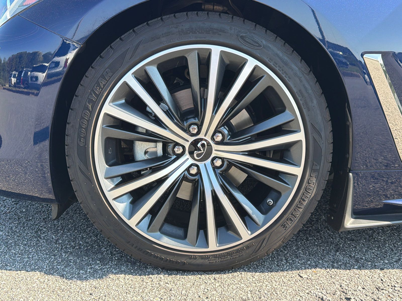 Used 2021 INFINITI Q60 3.0t Luxe w/ Cargo Package RWD image 11