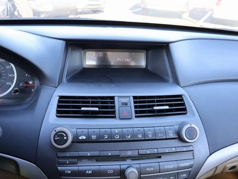 Used 2012 Honda Accord LX image 19