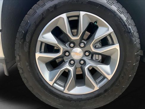 Used 2025 Chevrolet Silverado 1500 LT w/ All Star Edition Plus AWD/4WD image 11