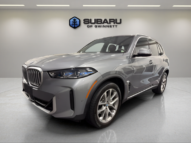 Used 2024 BMW X5 xDrive40i w/ Premium Package AWD/4WD image 1