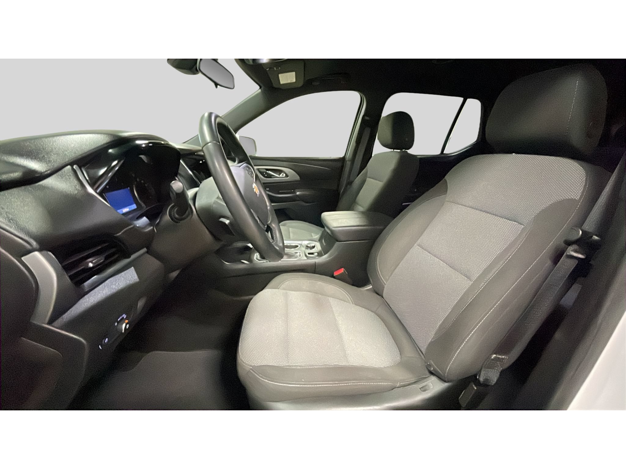 Used 2023 Chevrolet Traverse LT AWD/4WD image 11