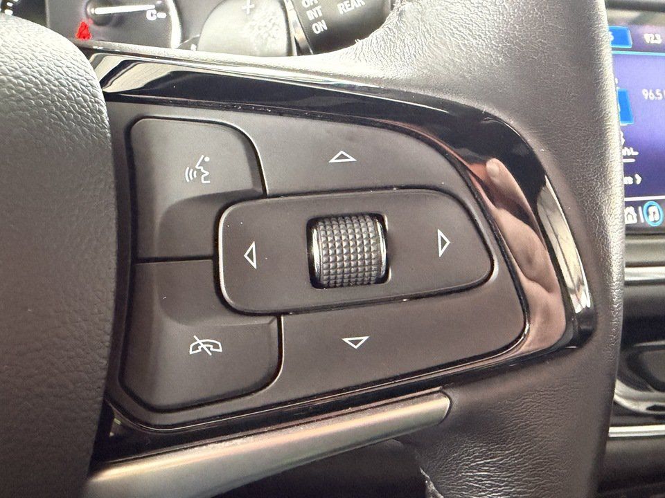 Used 2024 Buick Enclave Premium w/ Experience Buick Package AWD/4WD image 15