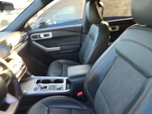Used 2022 Ford Explorer Timberline image 16
