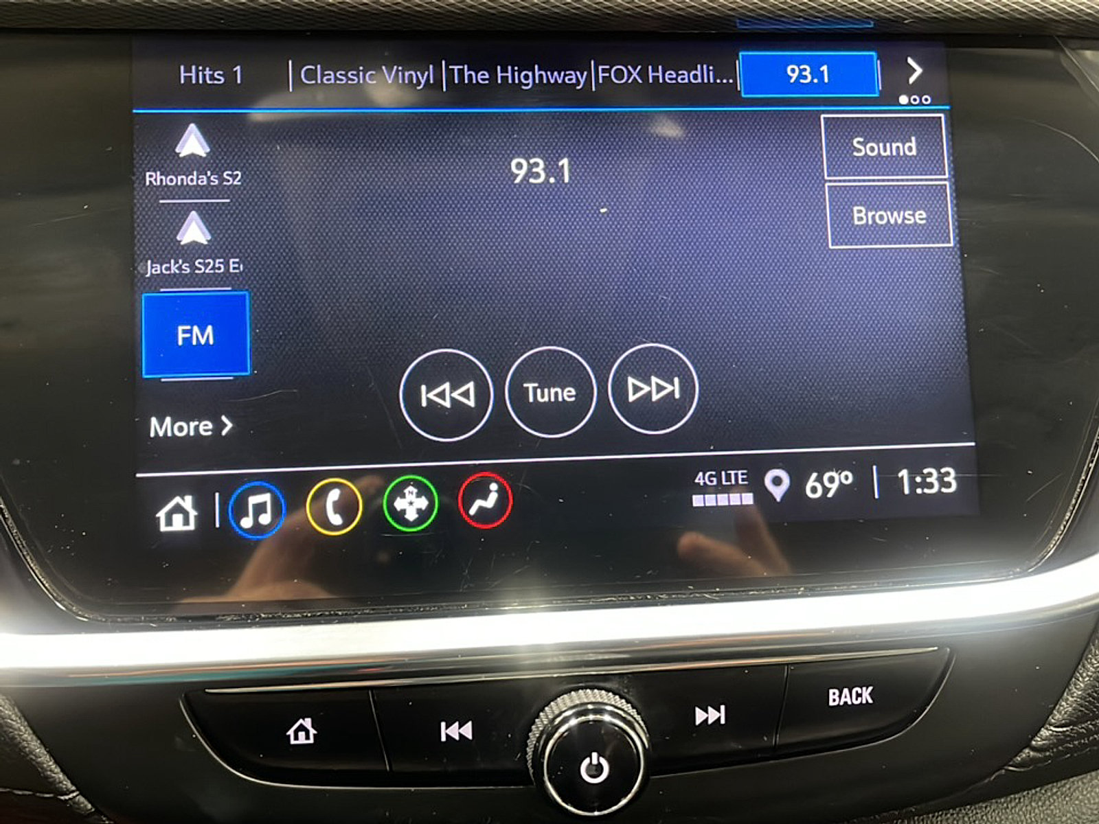 Used 2023 Buick Encore GX Select w/ Safety Package II AWD/4WD image 8