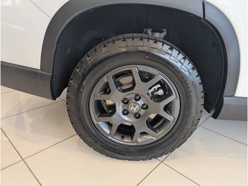 New 2026 Honda Pilot TrailSport image 6