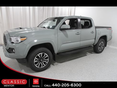 Certified 2023 Toyota Tacoma TRD Sport AWD/4WD image 3