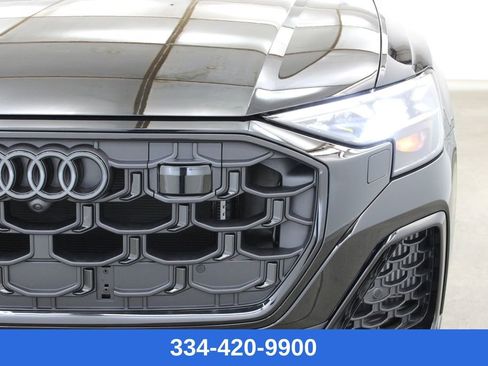 New 2026 Audi SQ8 Prestige image 7