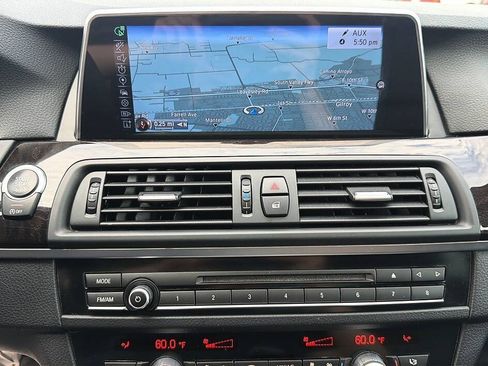 Used 2015 BMW 528i xDrive Sedan AWD/4WD image 9