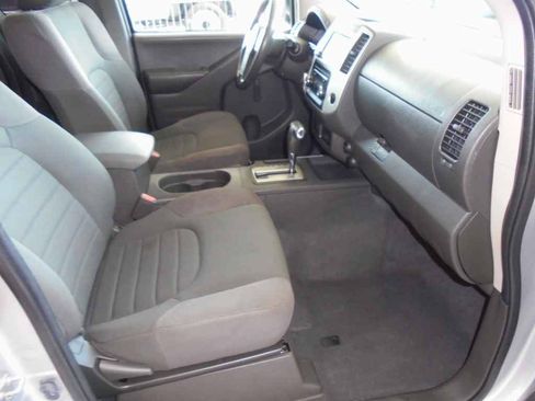 Used 2019 Nissan Frontier S w/ Work Truck Package RWD image 8