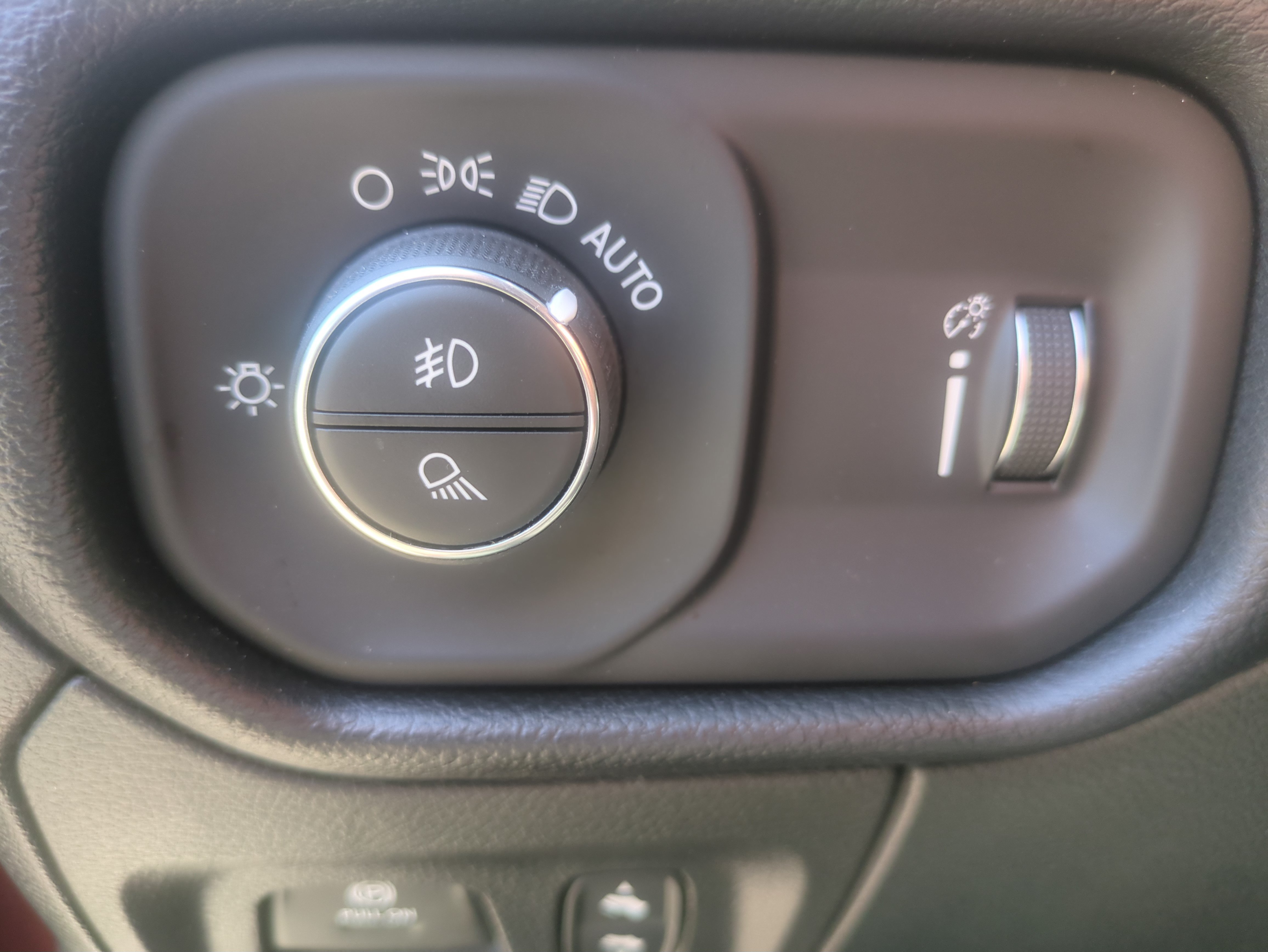 Used 2022 RAM 1500 Big Horn AWD/4WD image 10