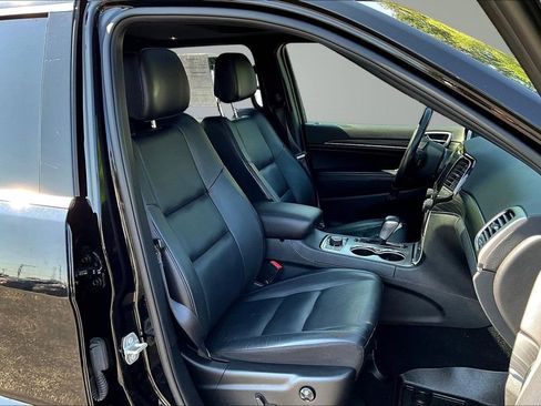 Used 2021 Jeep Grand Cherokee Limited AWD/4WD image 30
