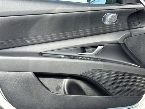 New 2026 Hyundai Elantra Blue image 10