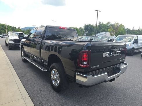 Used 2026 RAM 2500 Big Horn AWD/4WD image 4