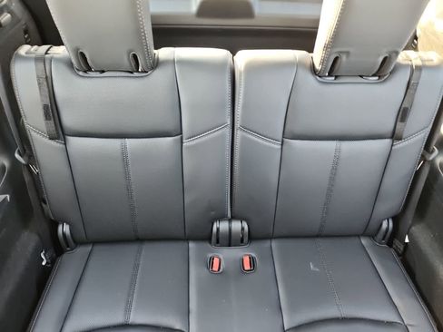 Used 2019 Nissan Pathfinder Platinum image 29