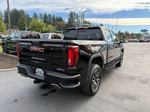 Used 2022 GMC Sierra 1500 AT4 w/ AT4 Premium Package image 5