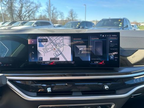 Certified 2023 BMW X7 xDrive40i w/ Premium Package image 15