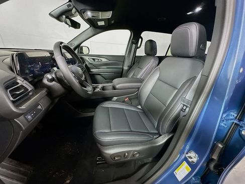 New 2026 Chevrolet Traverse LT w/ Enhanced Driving Package image 22