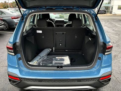 New 2026 Volkswagen Taos S image 24