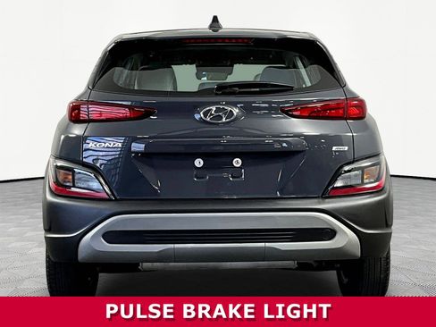 Used 2023 Hyundai Kona SE AWD/4WD image 5