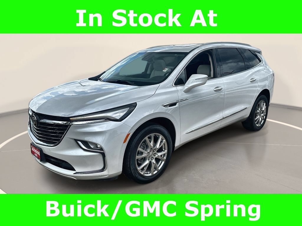 Used 2023 Buick Enclave Essence w/ Experience Buick Package FWD image 1