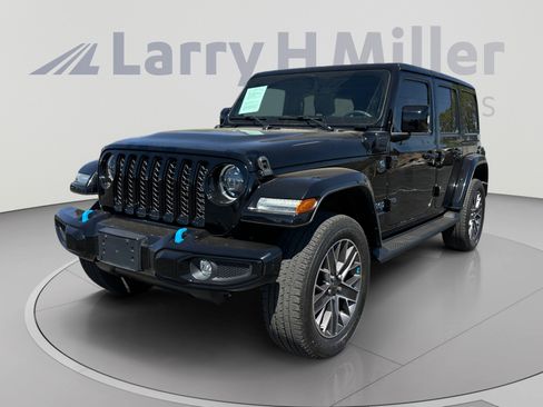 Used 2023 Jeep Wrangler Unlimited Sahara AWD/4WD image 1