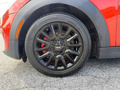 Used 2020 MINI Cooper 4-Door Hardtop w/ Premium Package FWD image 33