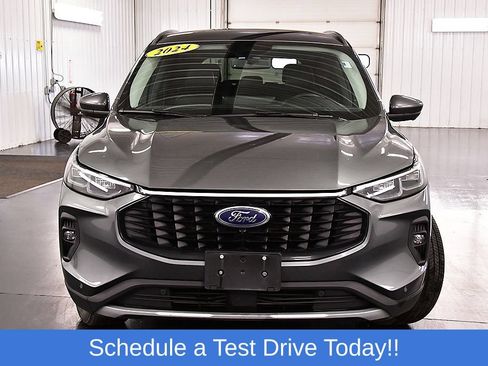 Used 2024 Ford Escape Platinum AWD/4WD image 2