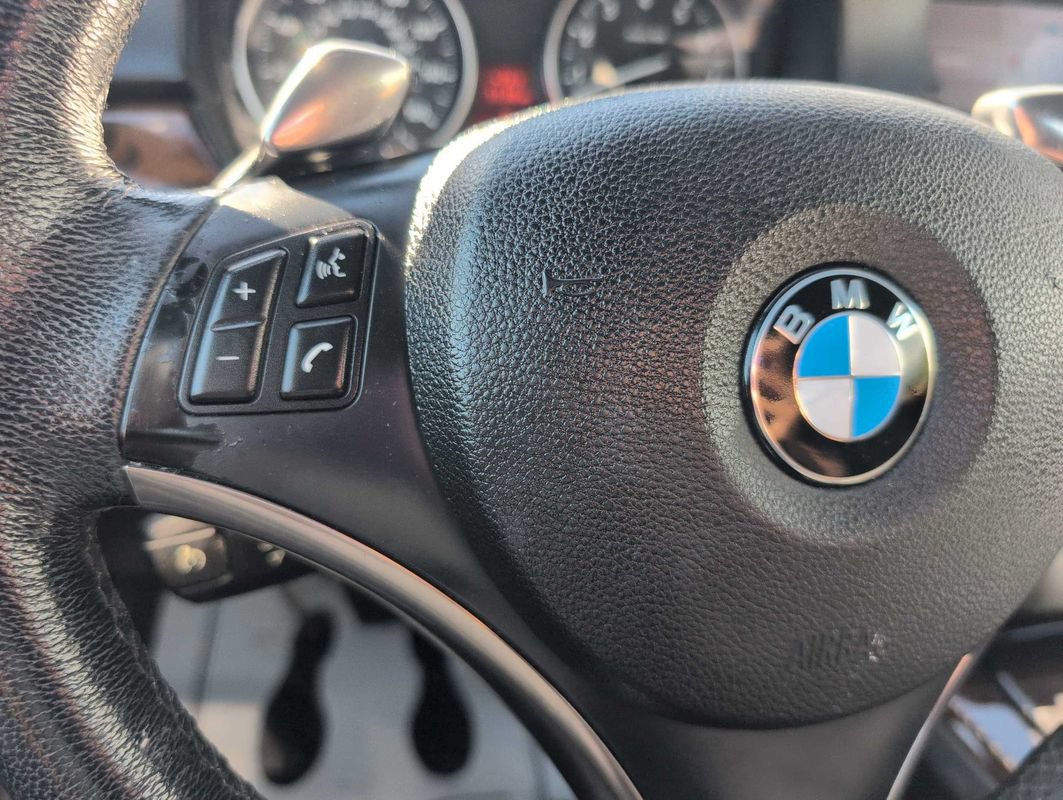 Used 2008 BMW 335i Convertible RWD image 28