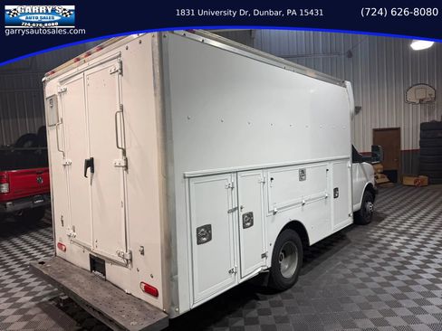 Used 2016 GMC Savana 3500 image 5