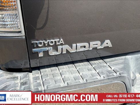 Used 2012 Toyota Tundra 2WD CrewMax w/ Tow Pkg image 24