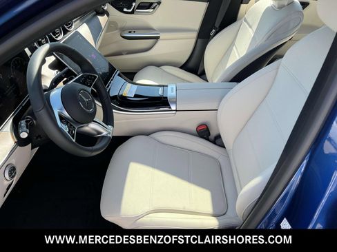 Used 2025 Mercedes-Benz C 300 4MATIC Sedan image 26