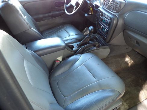 Used 2003 Chevrolet TrailBlazer LTZ image 28