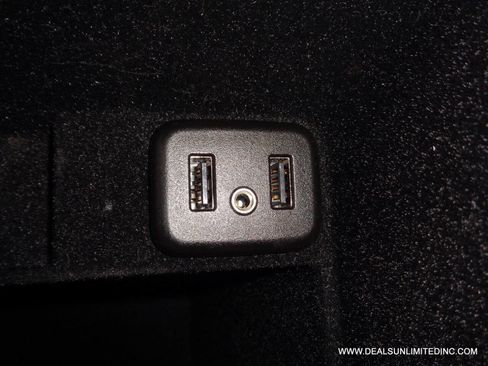 Used 2016 Cadillac Escalade ESV Luxury image 22