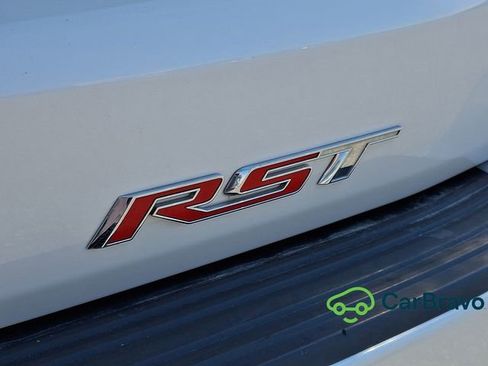 Used 2021 Chevrolet Suburban RST w/ Luxury Package AWD/4WD image 31