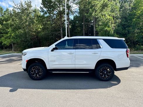 Used 2023 Chevrolet Tahoe LS AWD/4WD image 3