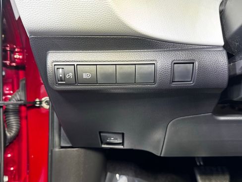 Certified 2023 Toyota Corolla SE image 22