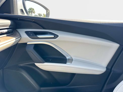 New 2025 Audi Q5 Premium image 24