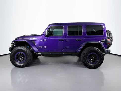 Used 2023 Jeep Wrangler Unlimited Rubicon 392 w/ Xtreme Recon 35" Tire Package AWD/4WD image 5